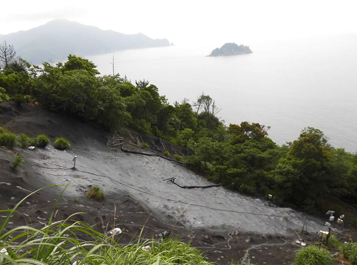 地滑り対策工事